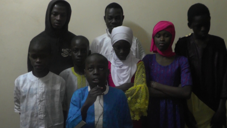 Les enfants de Firhatoul Fourhaniya chantent l’unicité de Dieu