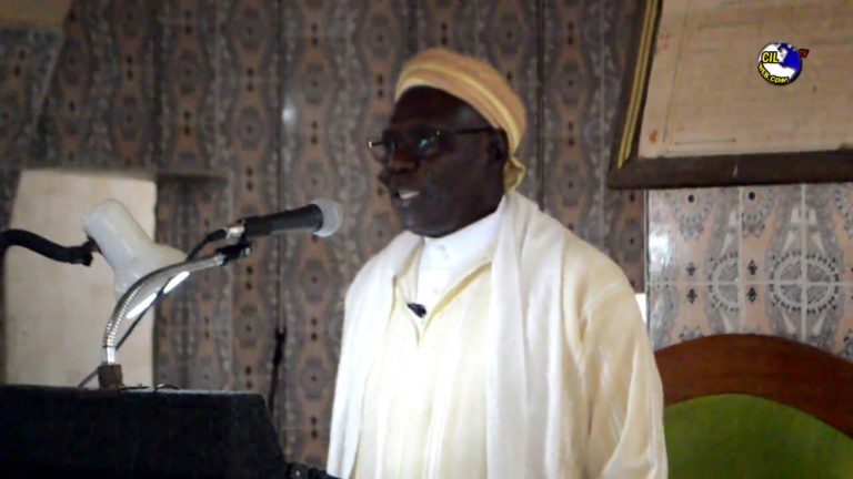 Interdiction de la publicité sur la dépigmentation ,  Imam Ndiour  « Il  faut d’abord une loi interdisant la dépigmentation »