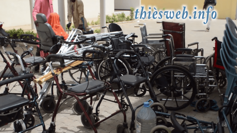 Thiès, Les conseillers handicapés de Thiès reçoivent un important don en matériels roulant grâce au secrétaire général du MRDS Dr. Ousmane Diallo