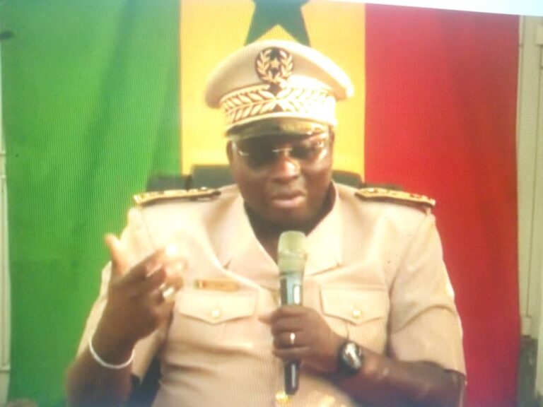 En route vers le 4 Avril, L&rsquo;APL Thiès reçoit le gouverneur de la région de Thiès